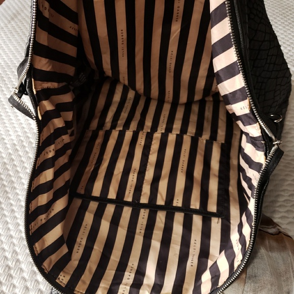 Kelsi Dagger Large Black Snakeskin Pattern Bag - Picture 4 of 7